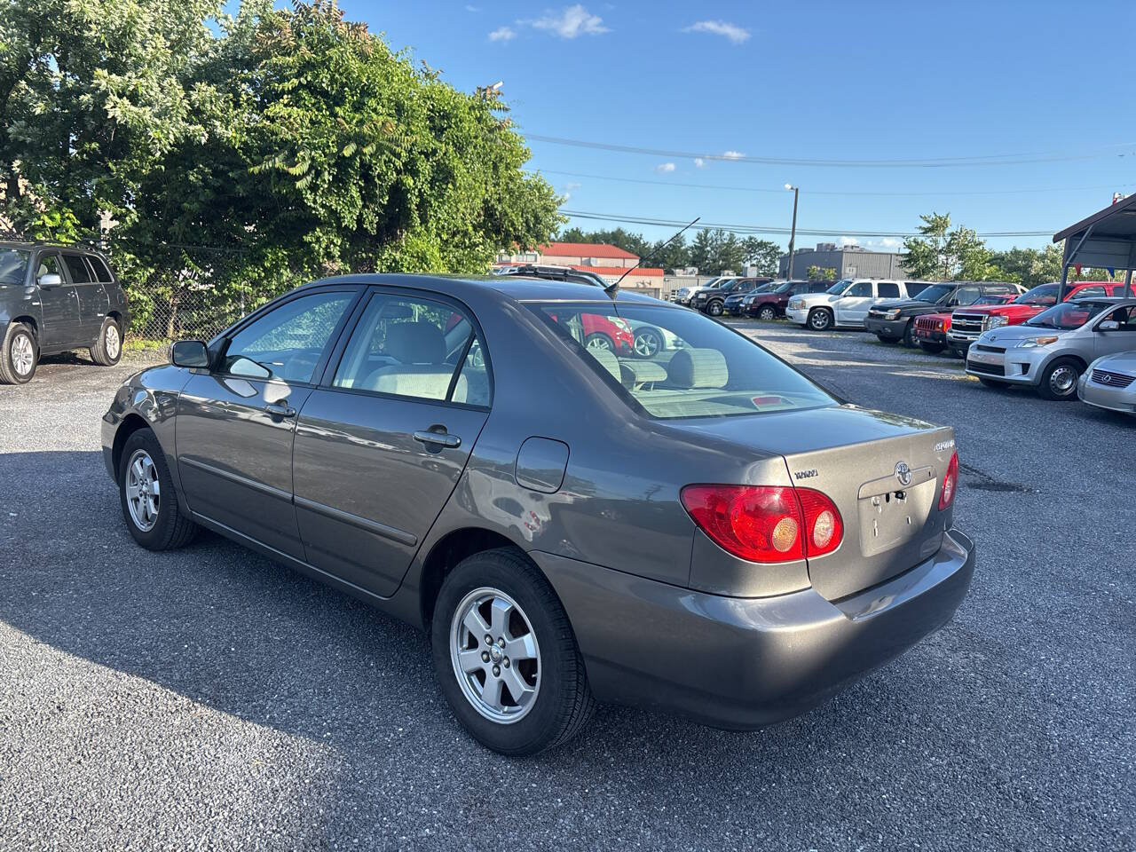 Used 2005 Toyota Corolla LE FWD image 8