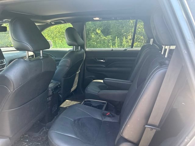 Used 2025 Toyota Grand Highlander AWD Hybrid image 13