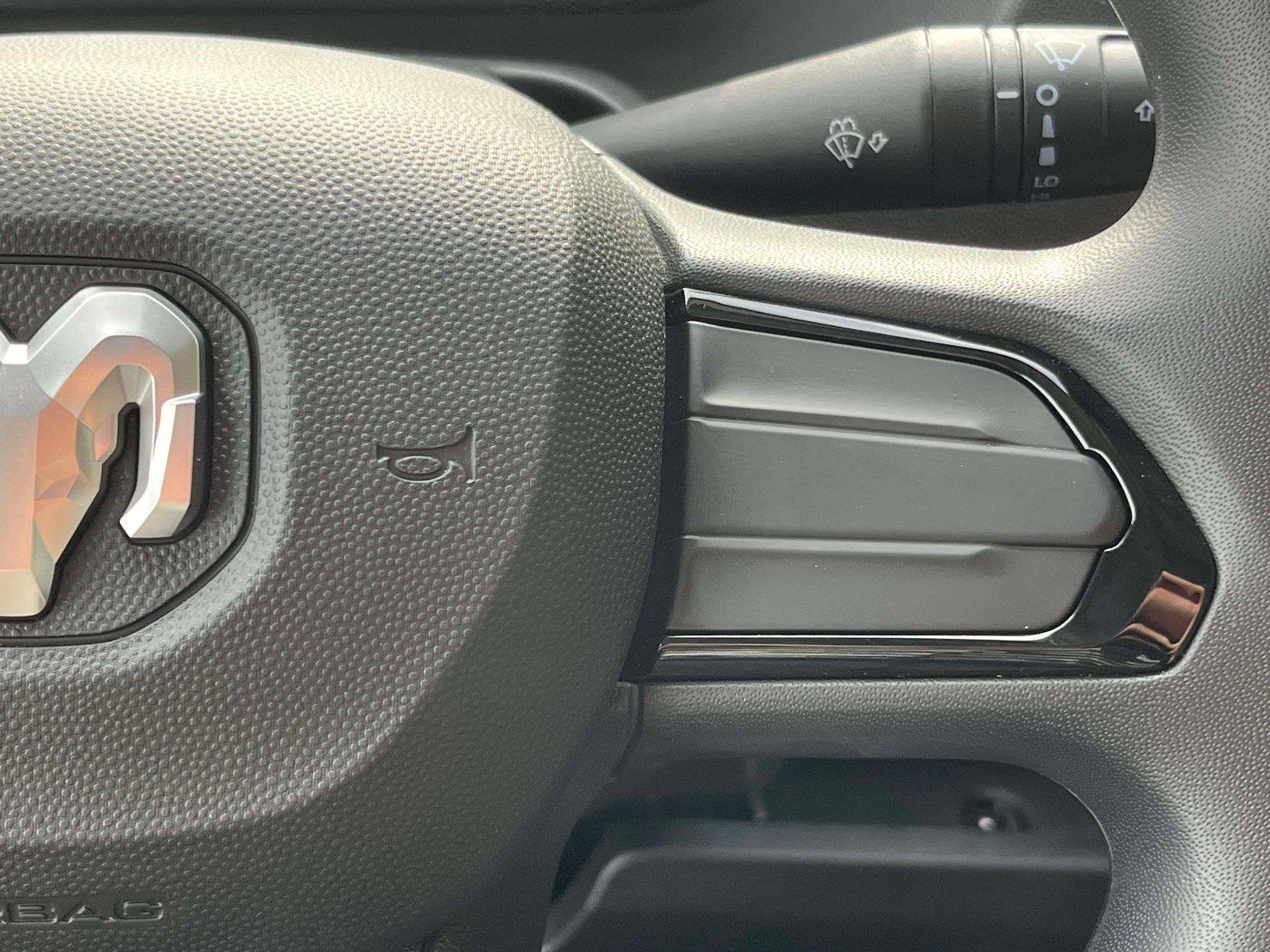 New 2026 RAM ProMaster 1500 w/ Storage Group FWD image 15