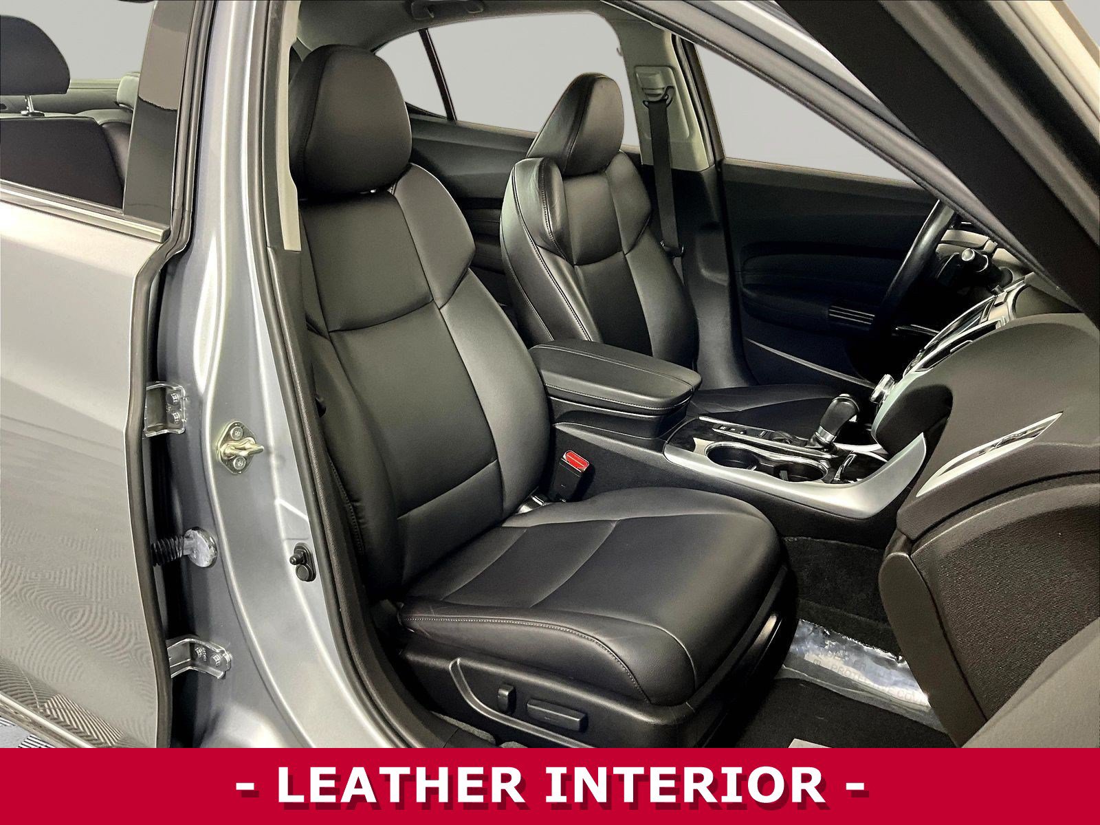 Used 2018 Acura TLX FWD image 27