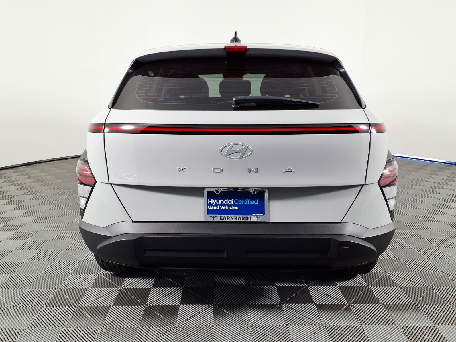 Certified 2026 Hyundai Kona SE FWD image 5