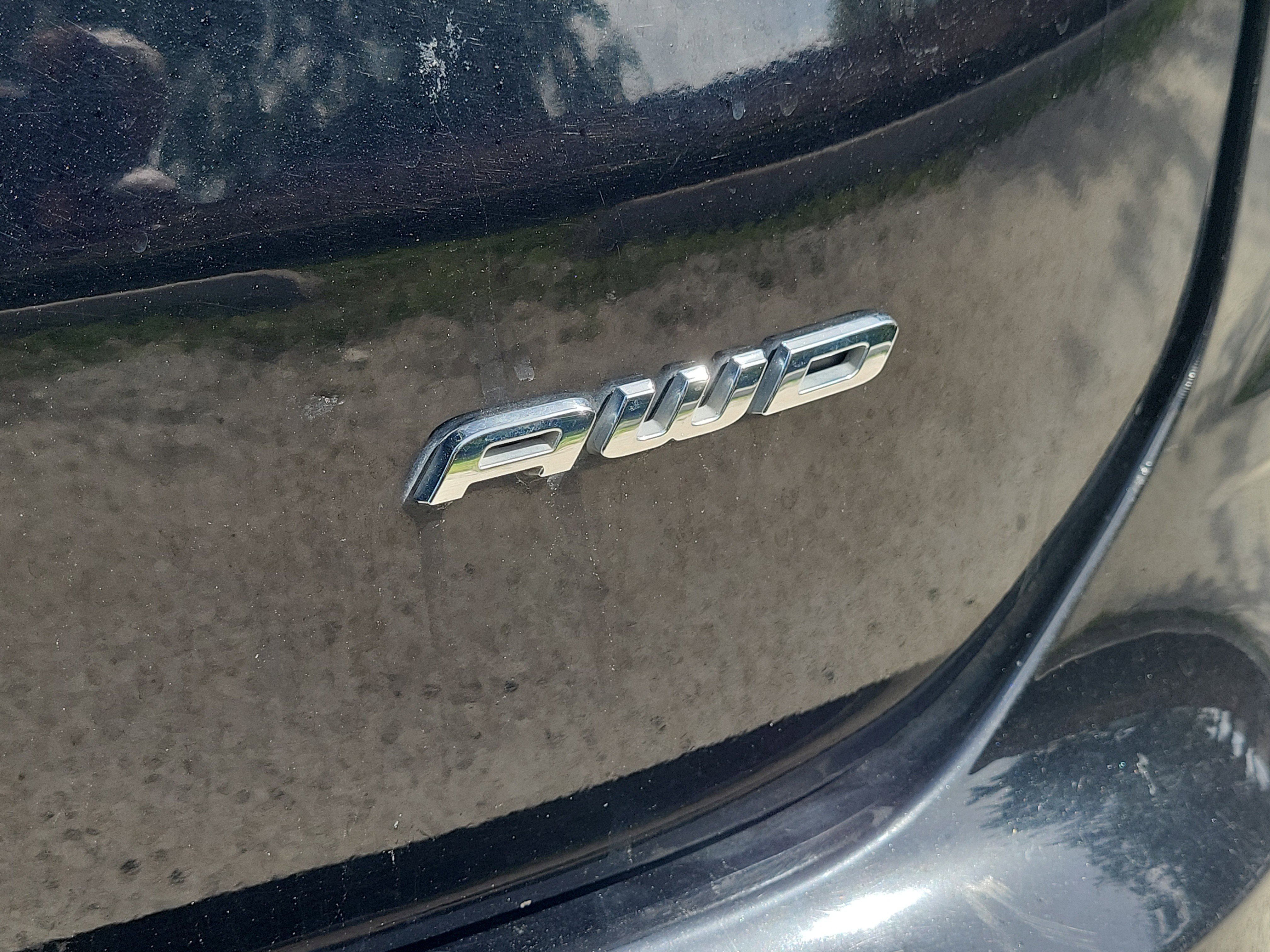 Used 2022 Ford Edge Titanium w/ Equipment Group 301A AWD/4WD image 6