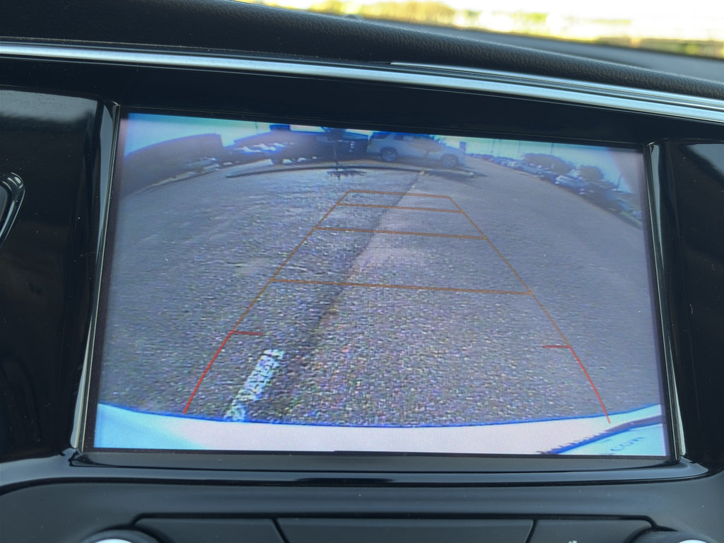 Used 2020 Buick Envision Essence w/ LPO, Cargo Package FWD image 24