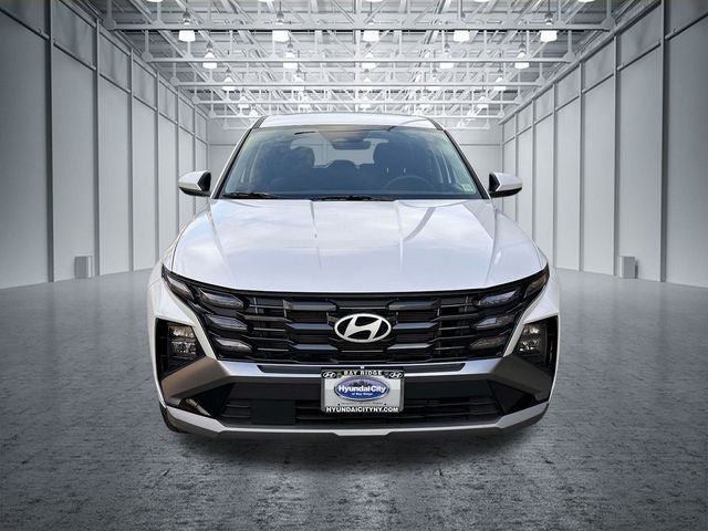 Used 2025 Hyundai Tucson SE AWD/4WD image 12