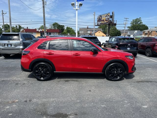Used 2025 Honda HR-V Sport image 11