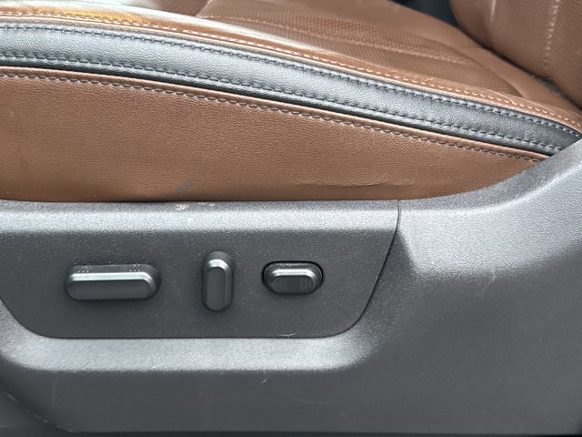 Used 2015 Ford F250 Platinum w/ FX4 Off-Road Package image 16