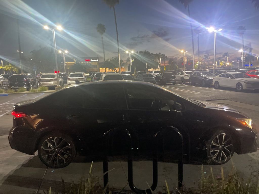 Used 2020 Toyota Corolla SE w/ Carpet Mat Package (TMS) image 10