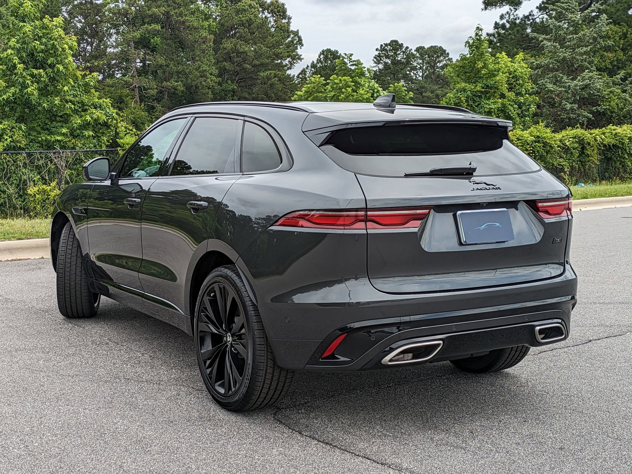 New 2026 Jaguar F-PACE R-Dynamic S image 8