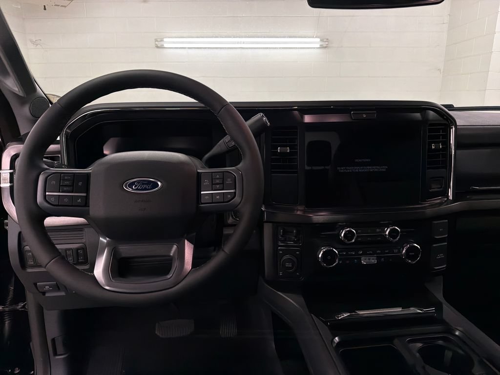 New 2026 Ford F250 Lariat w/ FX4 Off-Road Package AWD/4WD image 8