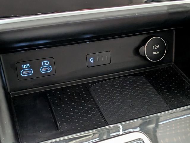 Used 2025 Genesis GV80 2.5T AWD/4WD image 23