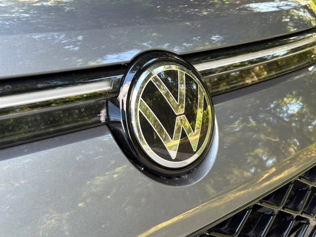 New 2027 Volkswagen Tiguan SEL R-Line AWD/4WD image 31