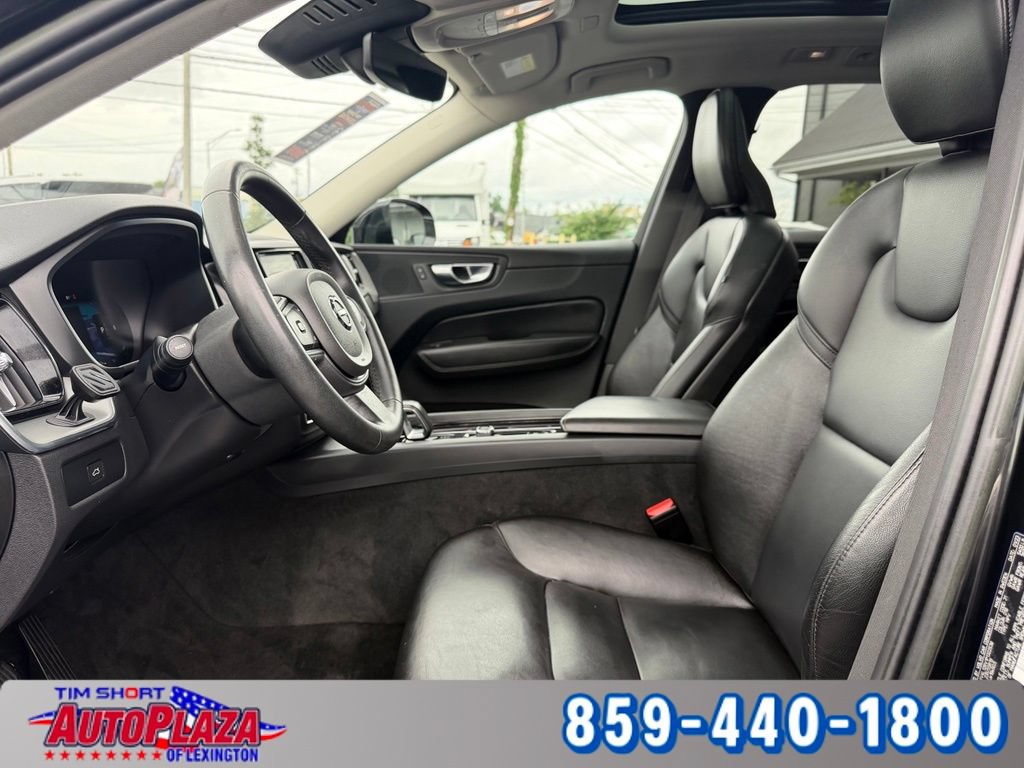 Used 2023 Volvo XC60 B5 Core w/ Climate Package AWD/4WD image 27