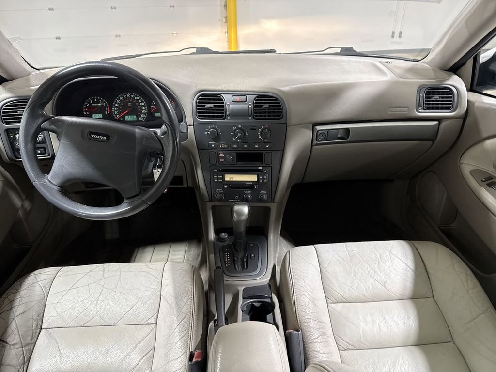 Used 2002 Volvo S40 image 10