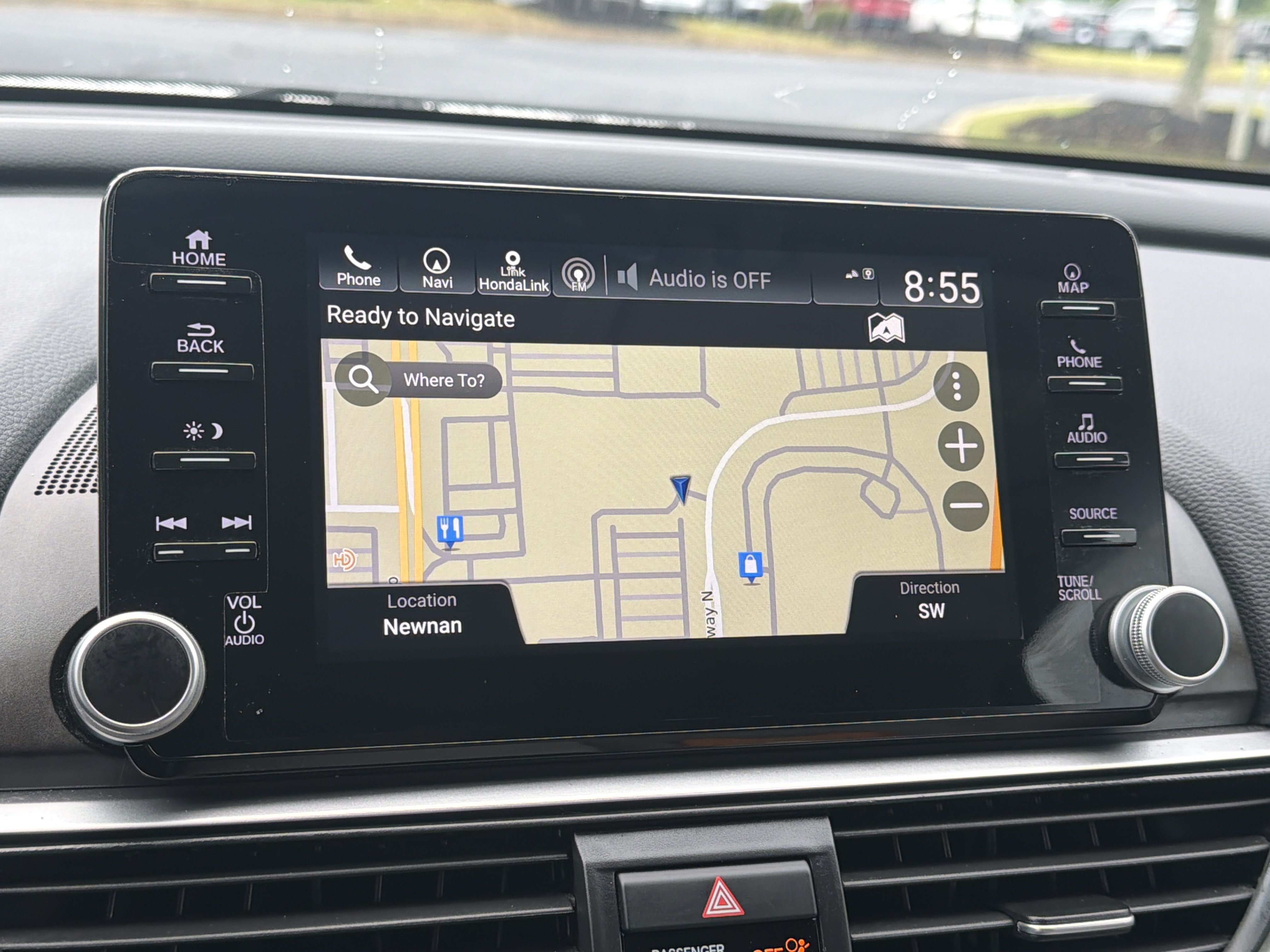 Used 2018 Honda Accord Touring image 12