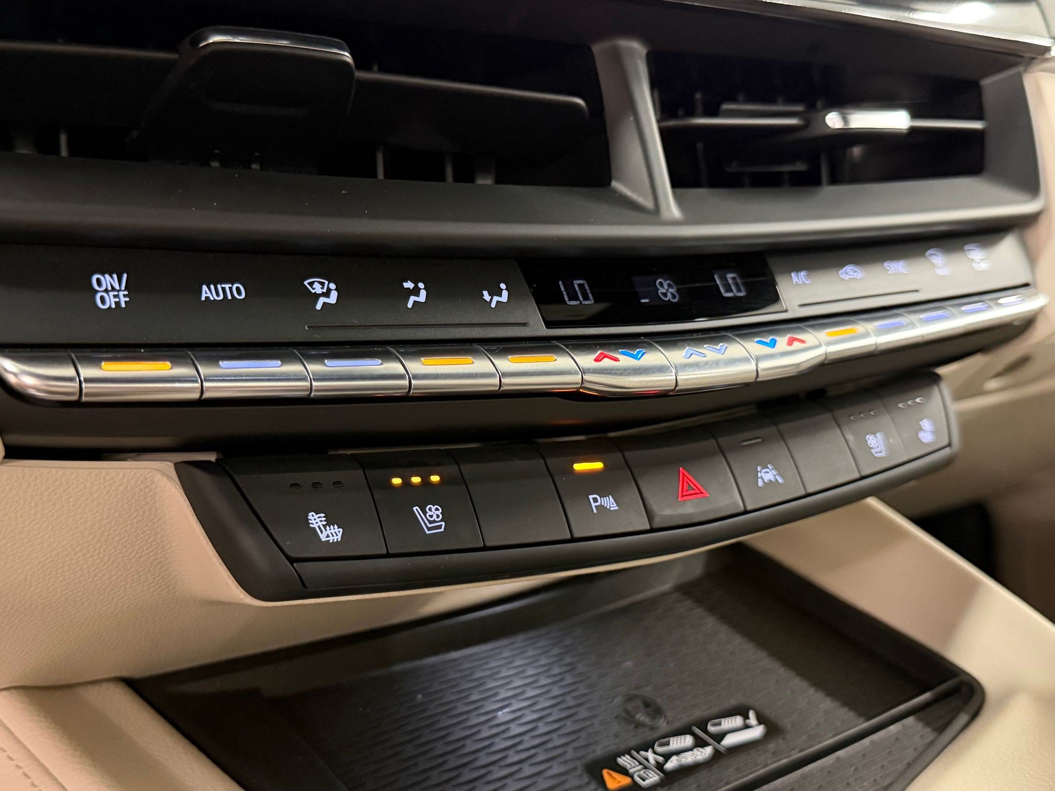 Certified 2023 Cadillac CT4 Premium Luxury RWD image 33