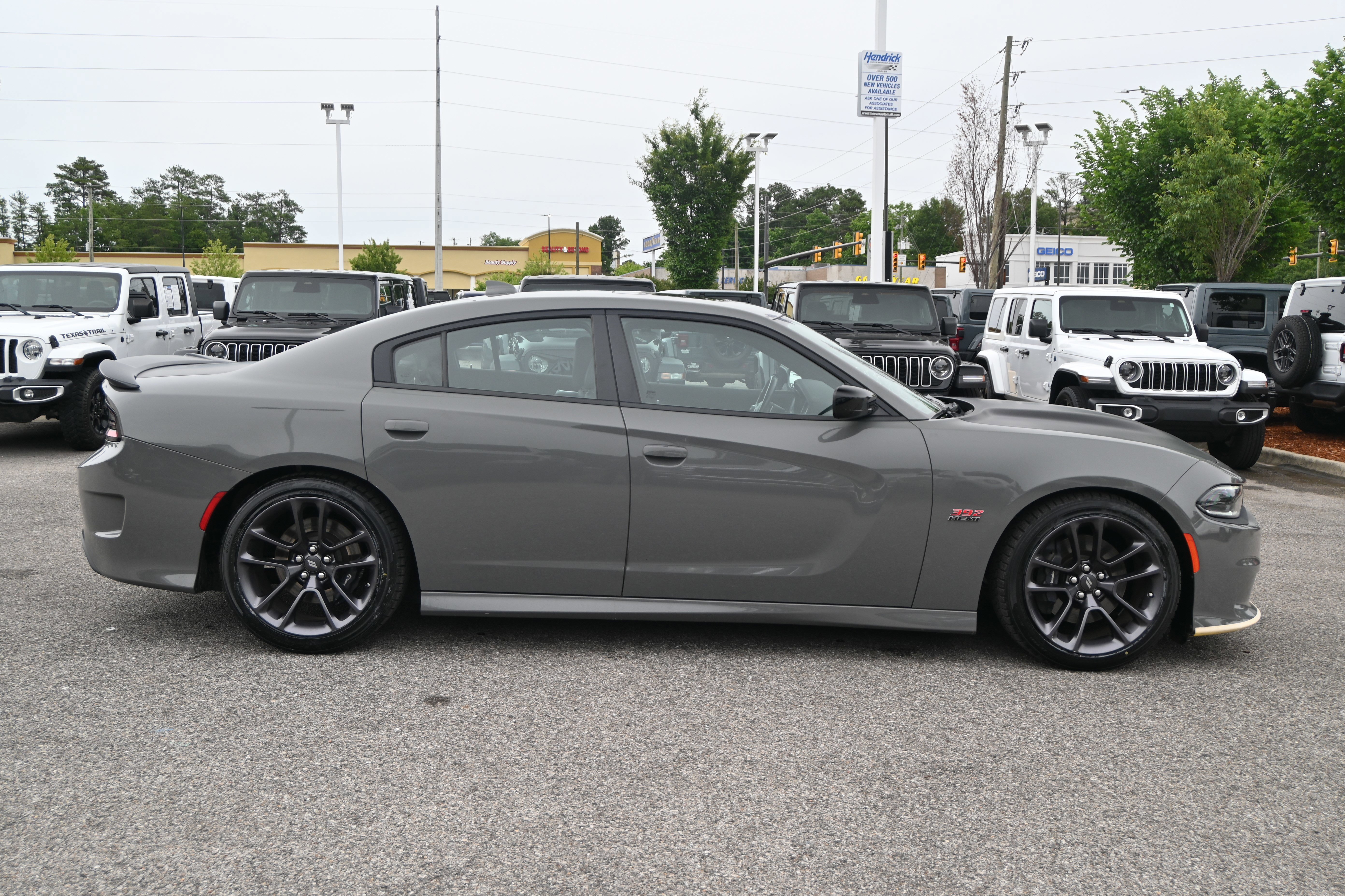 Used 2023 Dodge Charger Scat Pack w/ Technology Group RWD image 11