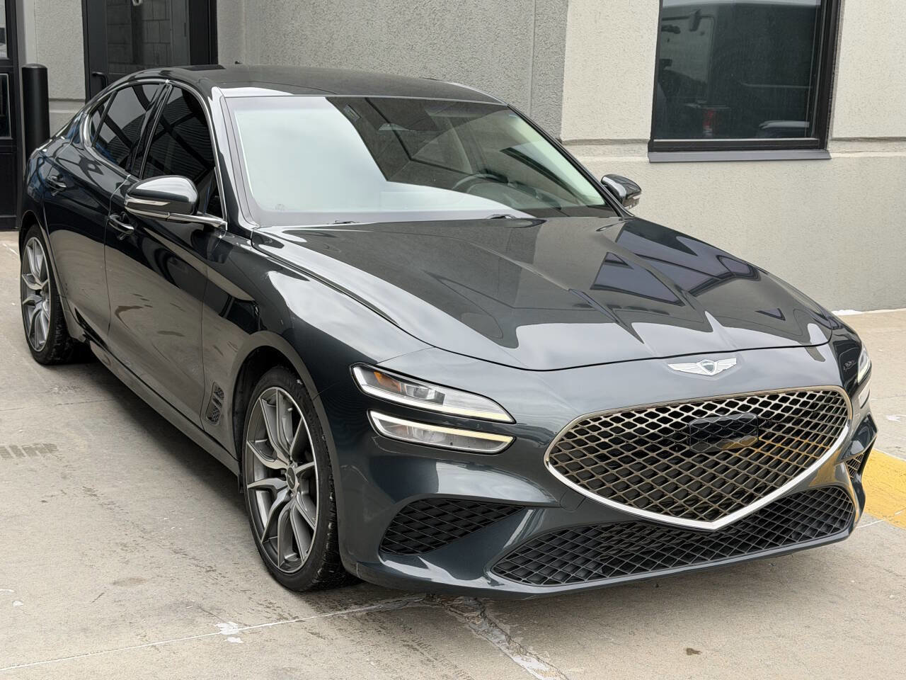 Used 2023 Genesis G70 2.0T image 7