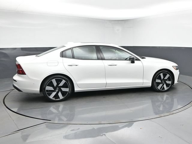 Used 2024 Volvo S60 T8 Plus w/ Protection Package Premier AWD/4WD image 9