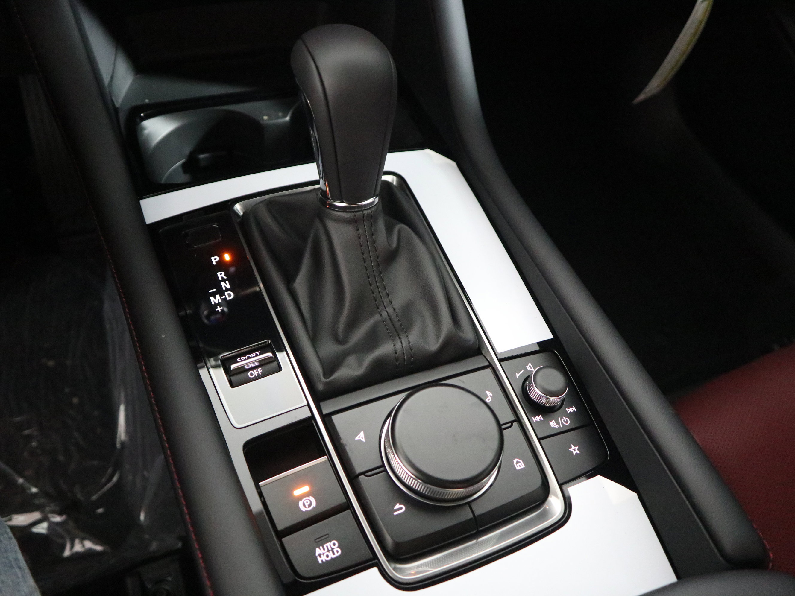 New 2026 MAZDA MAZDA3 Carbon image 20