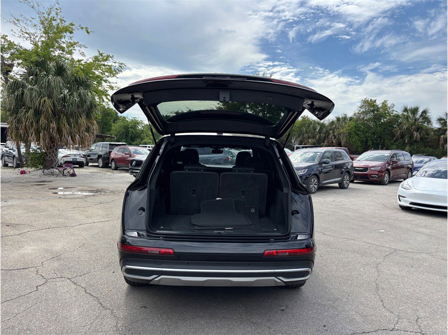 Used 2020 Audi Q7 2.0T Premium w/ Convenience Package AWD/4WD image 50