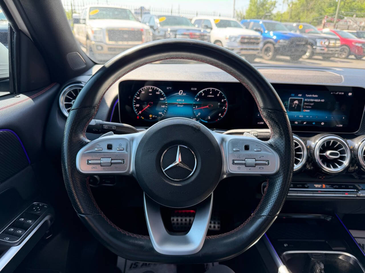 Used 2021 Mercedes-Benz GLB 250 4MATIC w/ AMG Line image 14