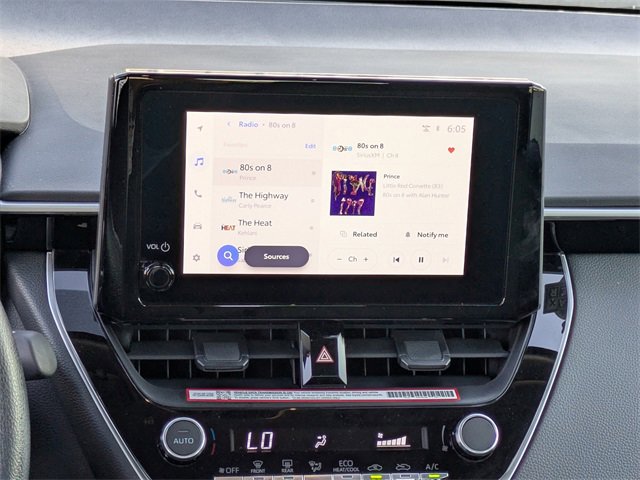 Used 2025 Toyota Corolla LE image 20