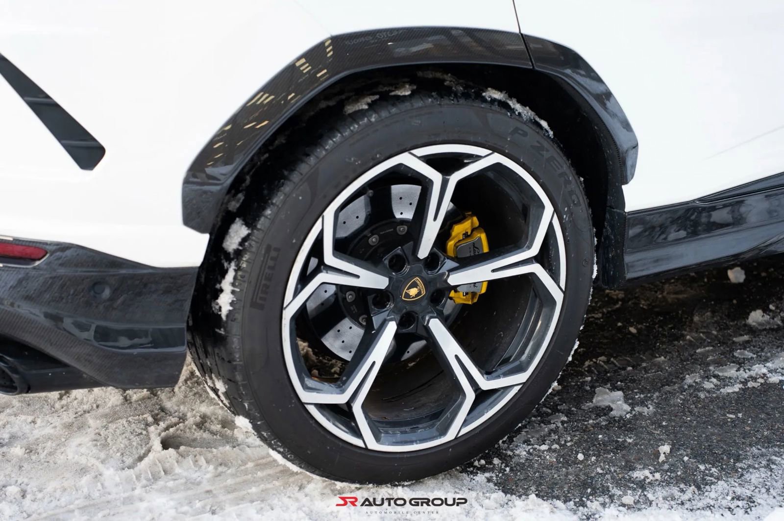 Used 2022 Lamborghini Urus image 18