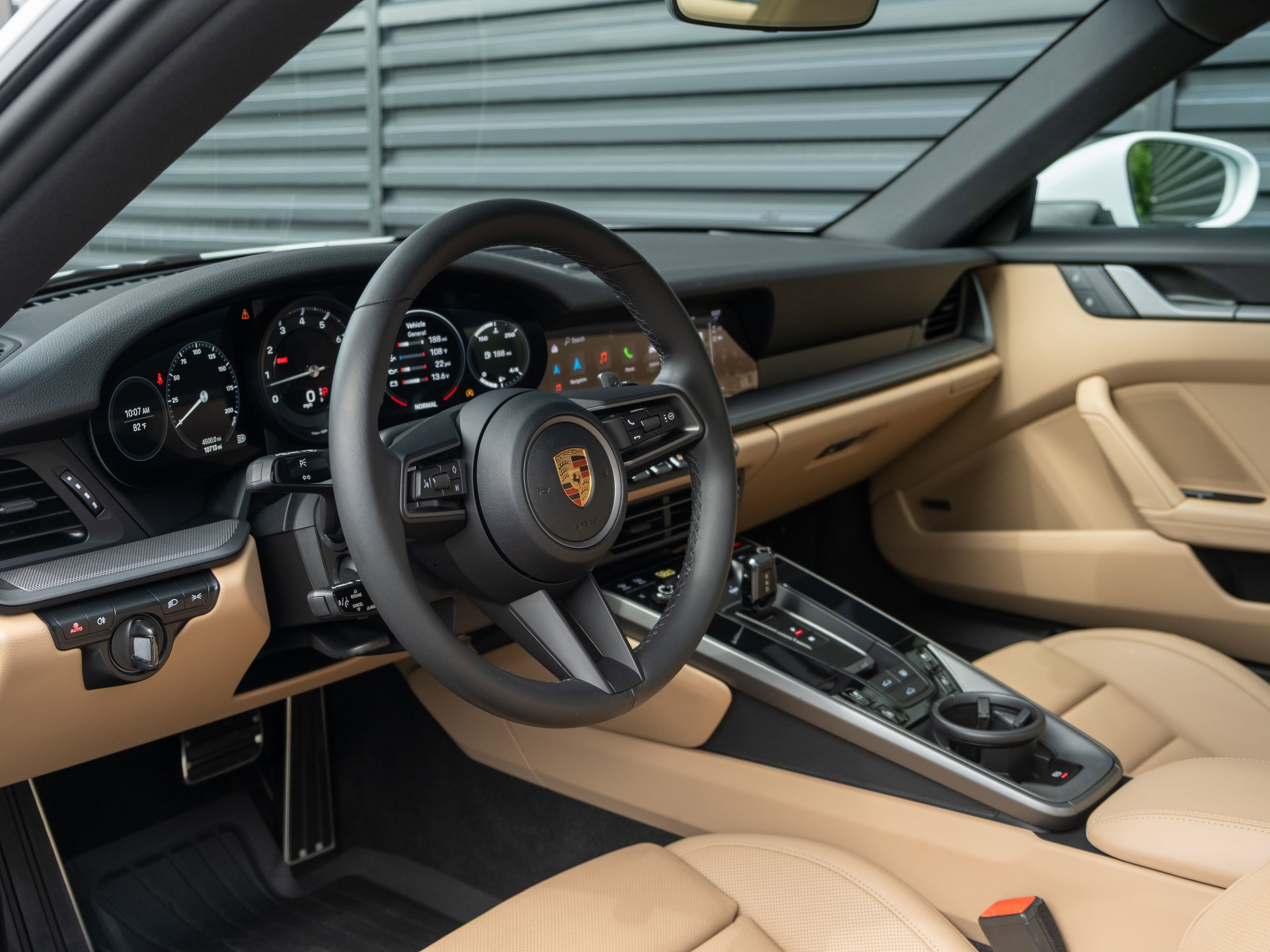 Certified 2022 Porsche 911 Carrera RWD image 4