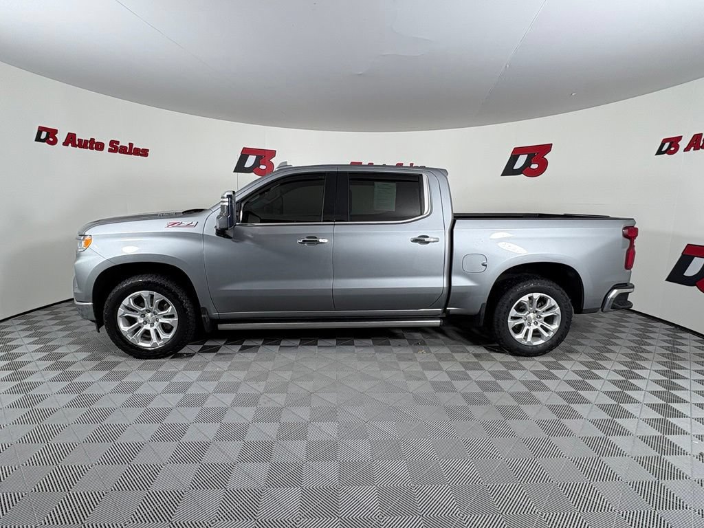 Used 2023 Chevrolet Silverado 1500 LTZ w/ LTZ Premium Package AWD/4WD image 3