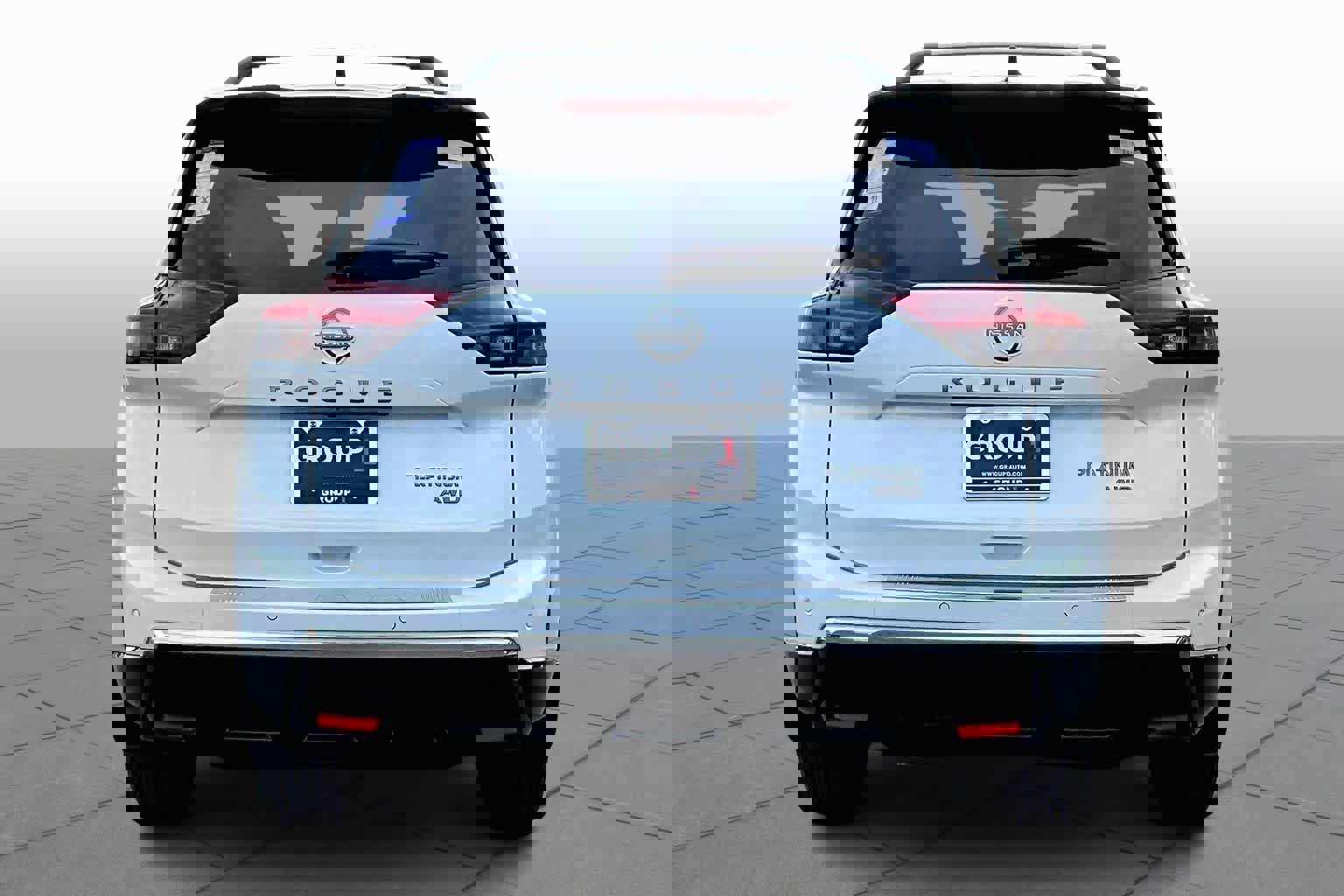 New 2026 Nissan Rogue Platinum image 4