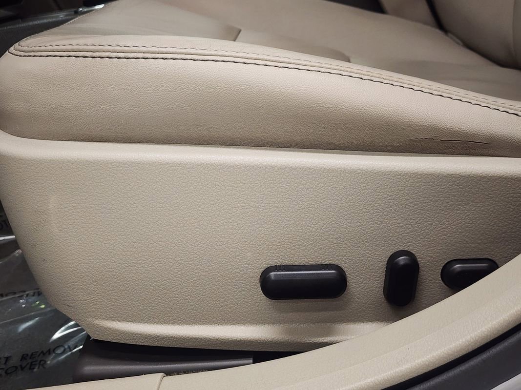 Used 2012 Ford Fusion SEL image 19