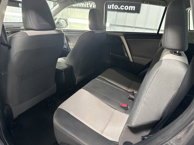 Used 2015 Toyota RAV4 LE FWD image 8