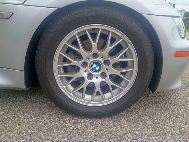 Used 2002 BMW Z3 2.5i RWD image 19