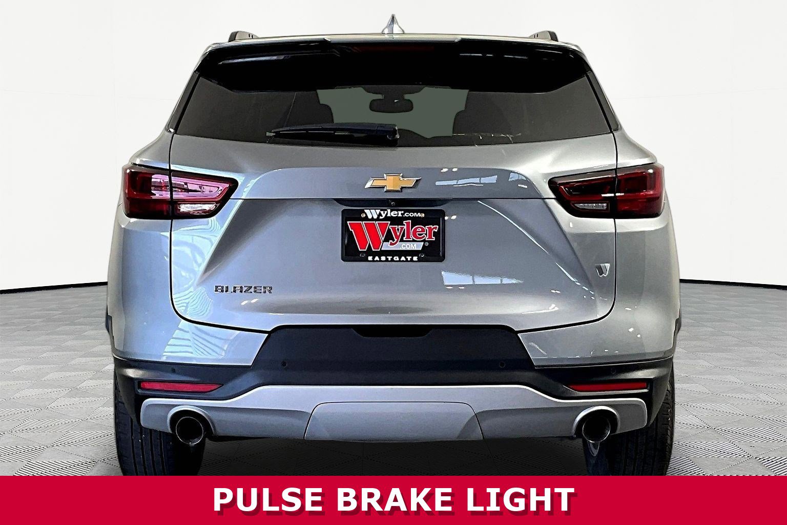 Used 2024 Chevrolet Blazer LT w/ Convenience Package FWD image 5