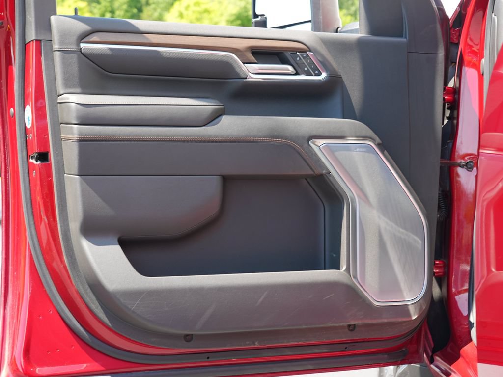 Certified 2024 Chevrolet Silverado 3500 High Country w/ High Country Premium Package AWD/4WD image 15