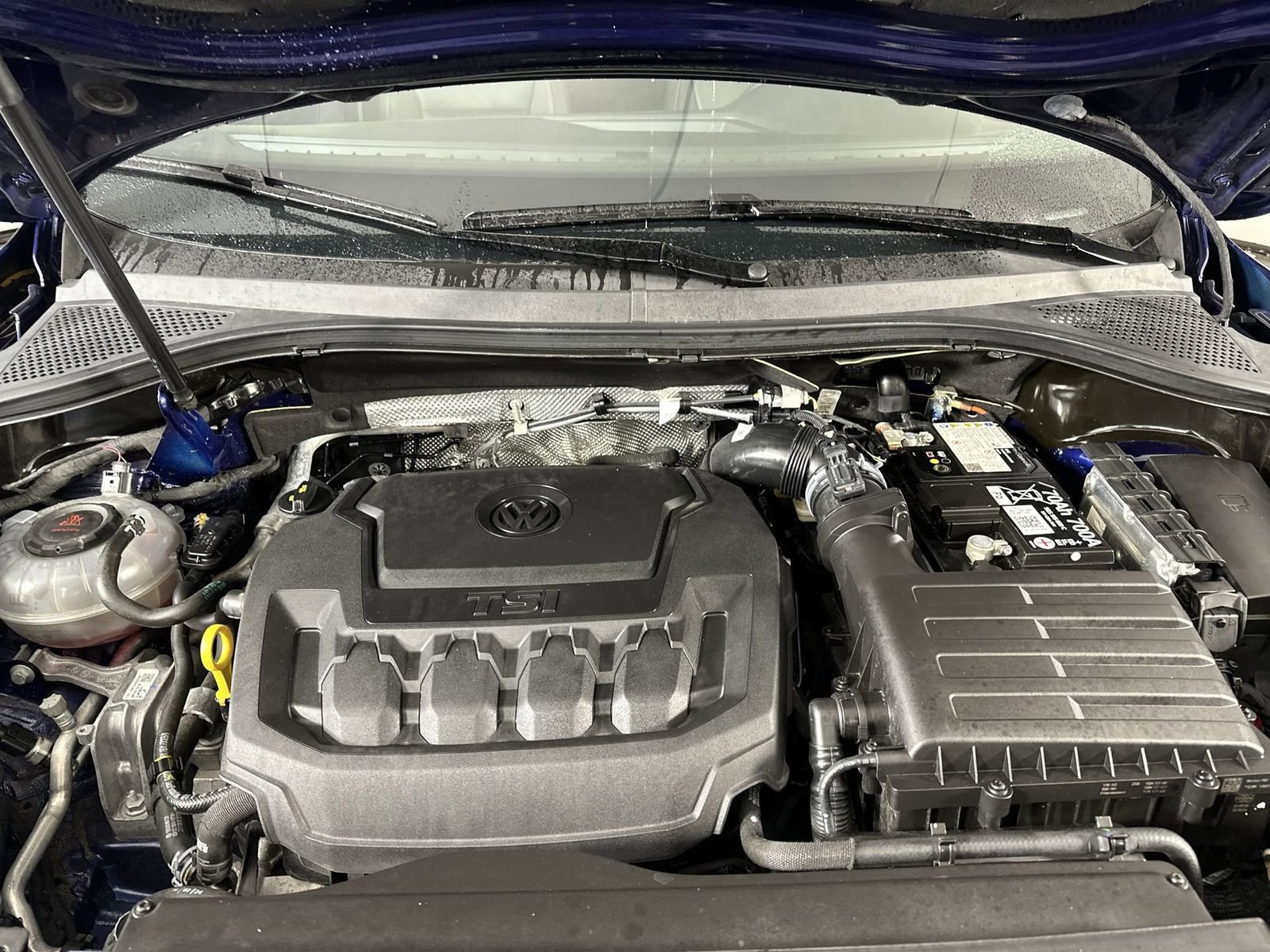 Used 2024 Volkswagen Tiguan Wolfsburg Edition image 28