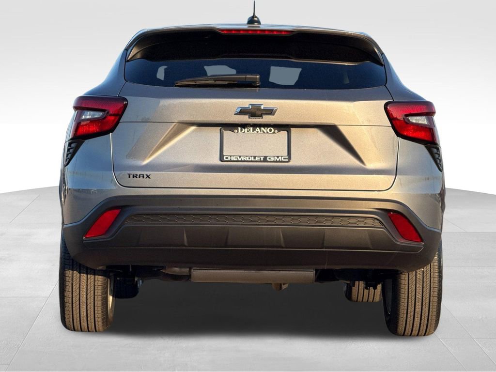 New 2026 Chevrolet Trax LS w/ LS Convenience Package image 4