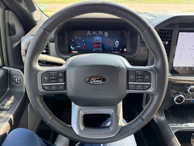 Used 2025 Ford F150 Lariat AWD/4WD image 18
