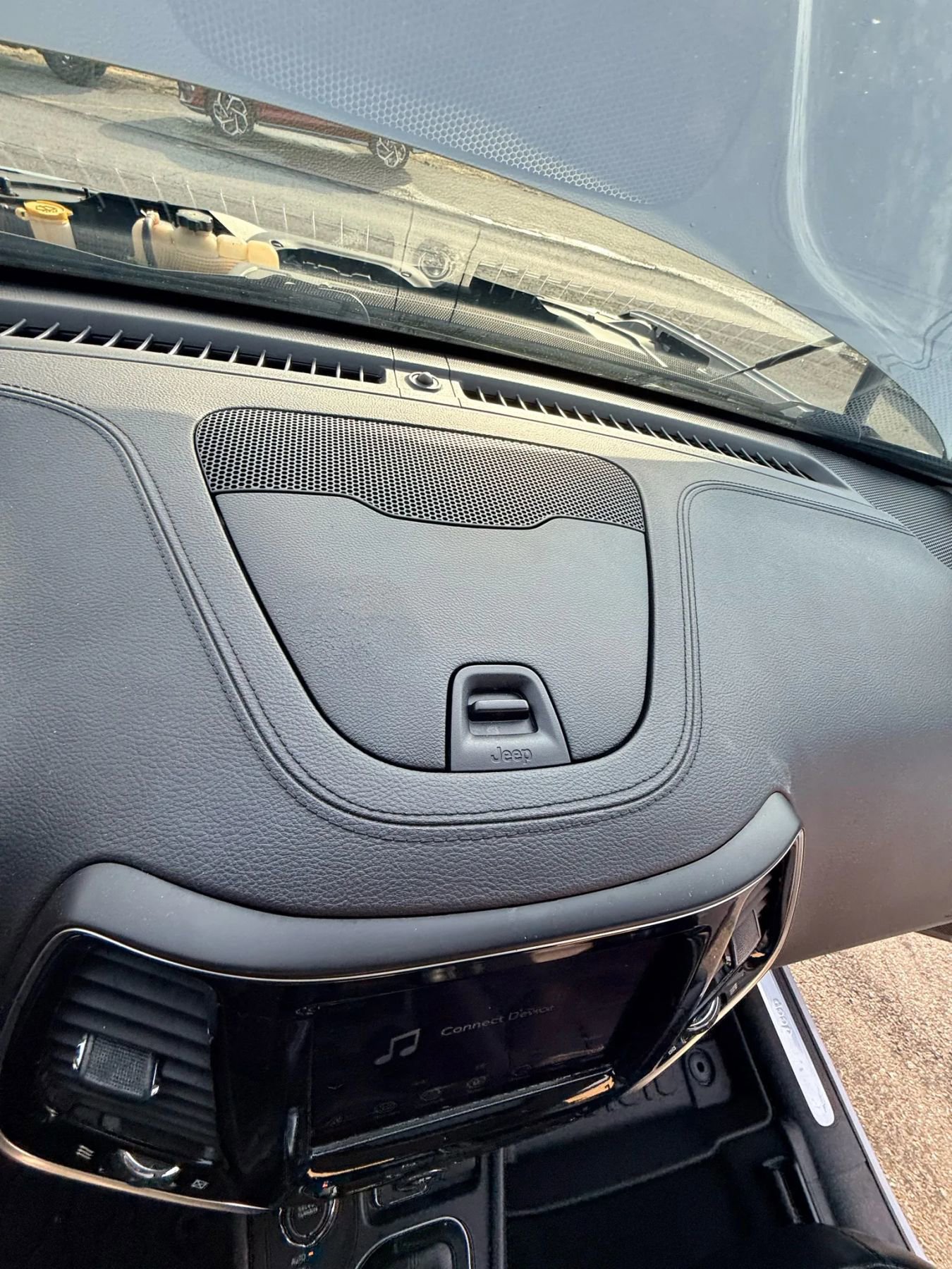 Used 2020 Jeep Cherokee Limited image 51