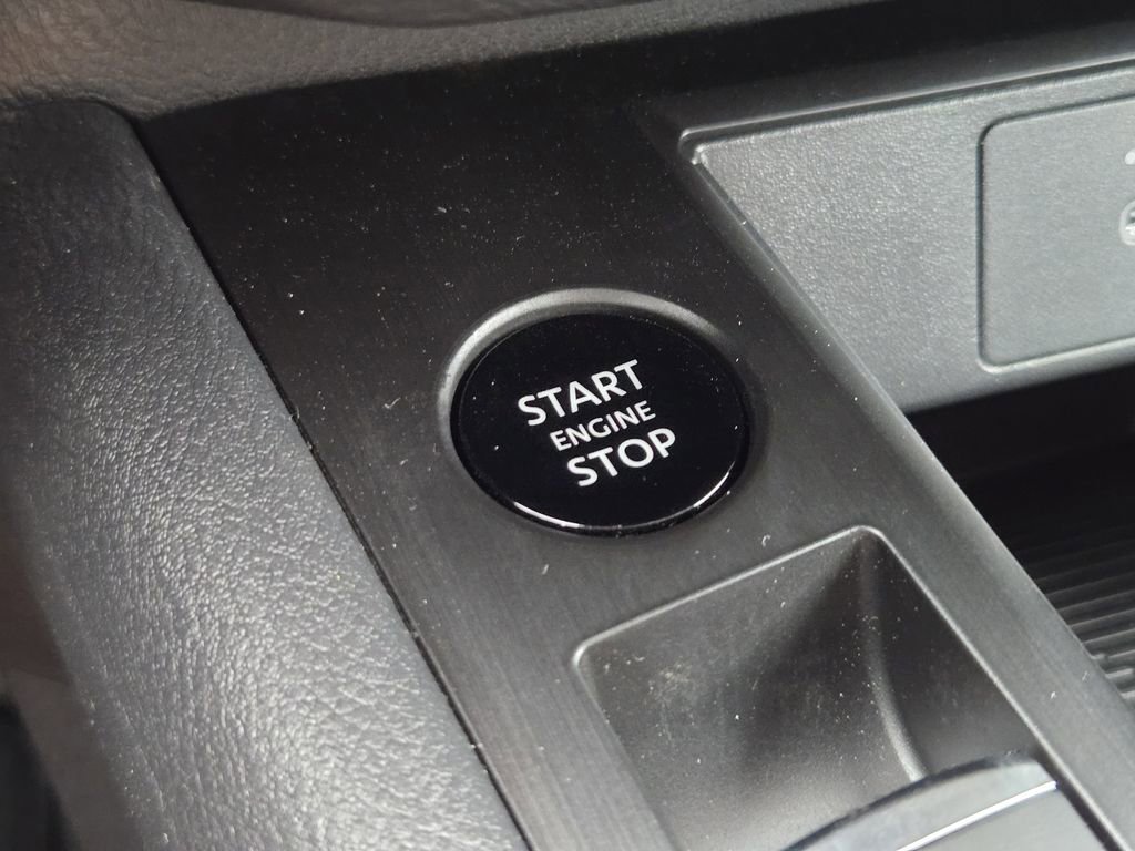 New 2026 Nissan Kicks S image 19