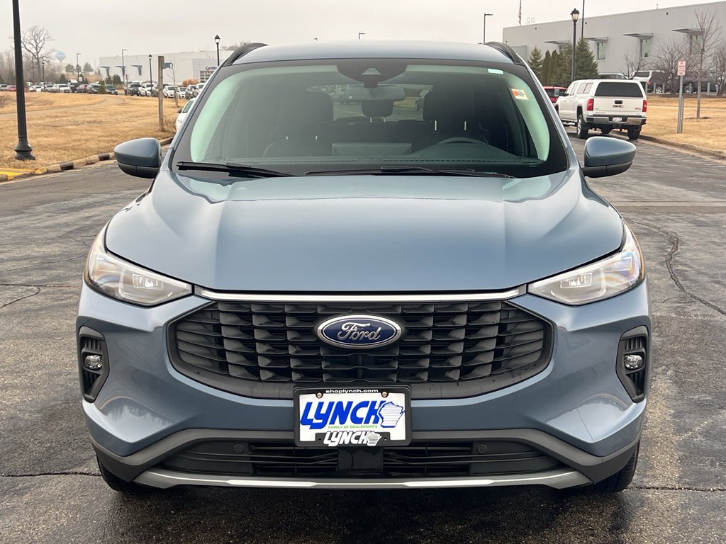 Used 2025 Ford Escape Platinum image 7