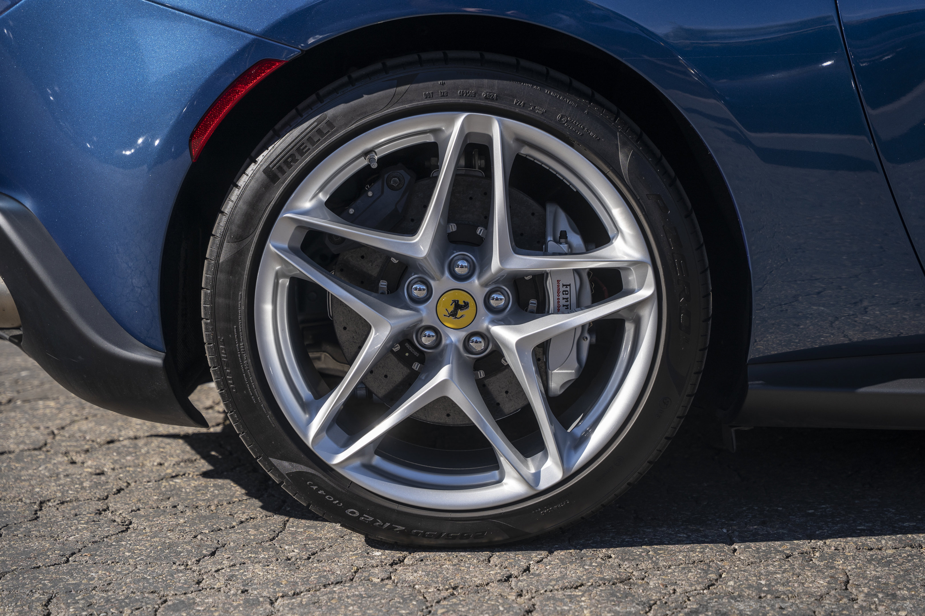 Certified 2025 Ferrari Roma Spider image 15