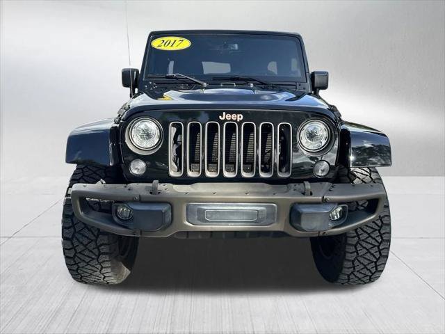 Certified 2017 Jeep Wrangler Unlimited Sahara AWD/4WD image 2