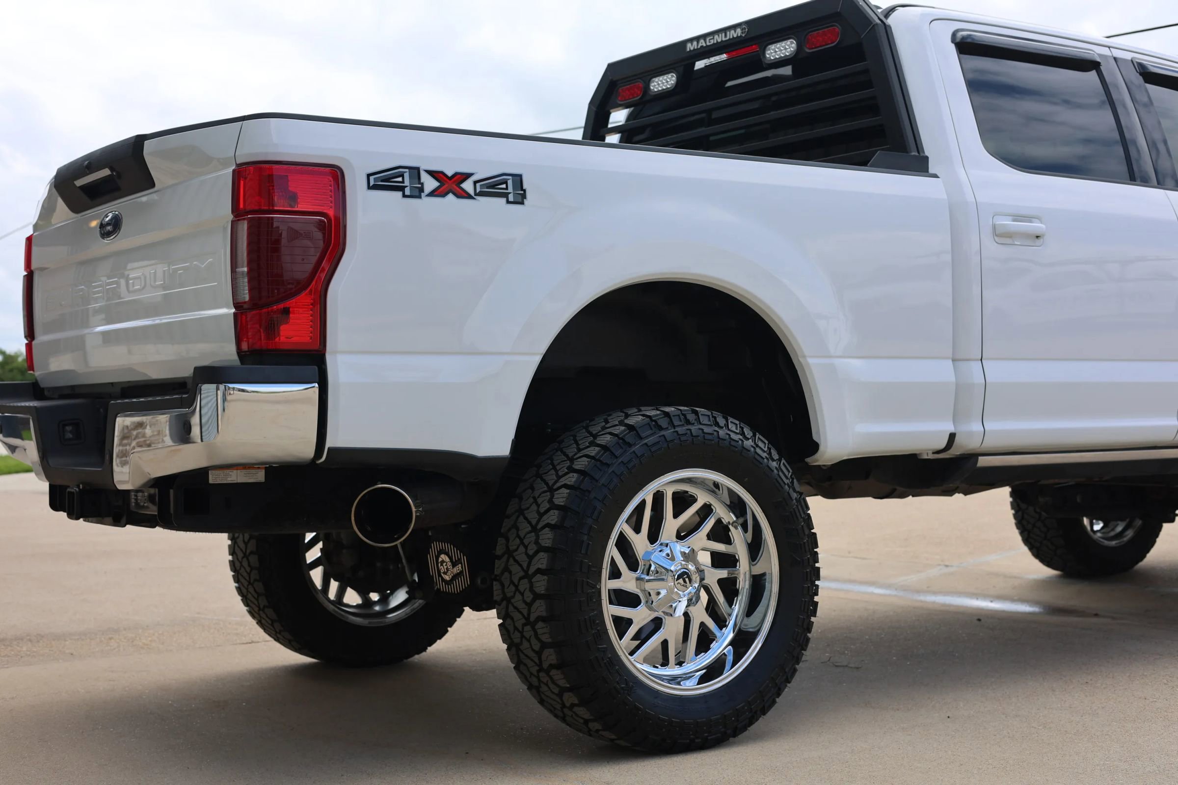 Used 2020 Ford F250 Lariat w/ Lariat Ultimate Package AWD/4WD image 4