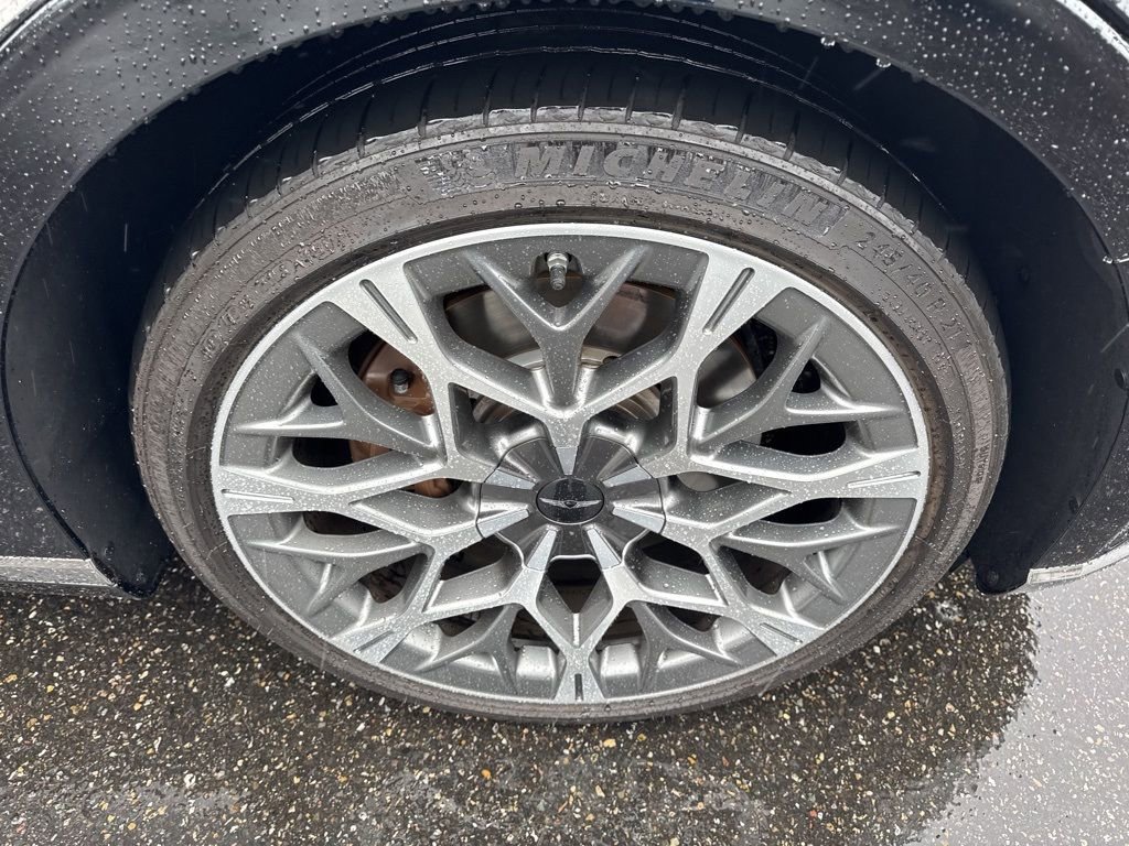 Used 2024 Genesis G90 3.5T image 9