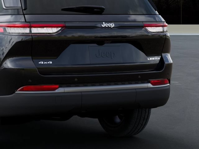 New 2026 Jeep Grand Cherokee Limited w/ Limited Altitude Package AWD/4WD image 13