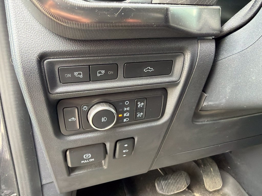 Used 2021 Ford F150 Platinum w/ Equipment Group 701A High AWD/4WD image 9