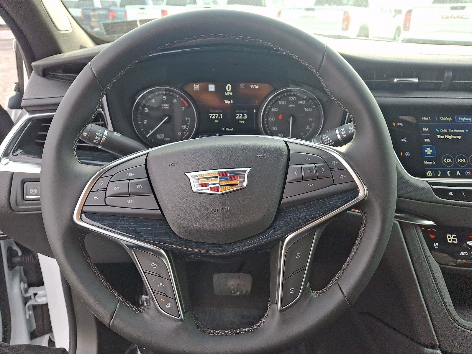 New 2026 Cadillac XT5 Premium Luxury w/ Driver Assist Package AWD/4WD image 10