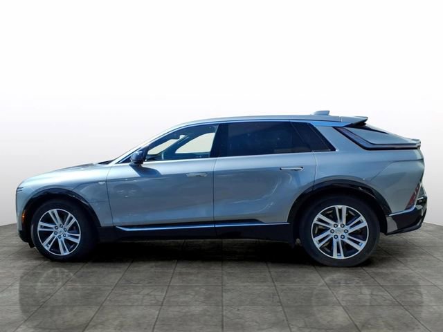 Certified 2024 Cadillac Lyriq Tech AWD/4WD image 2