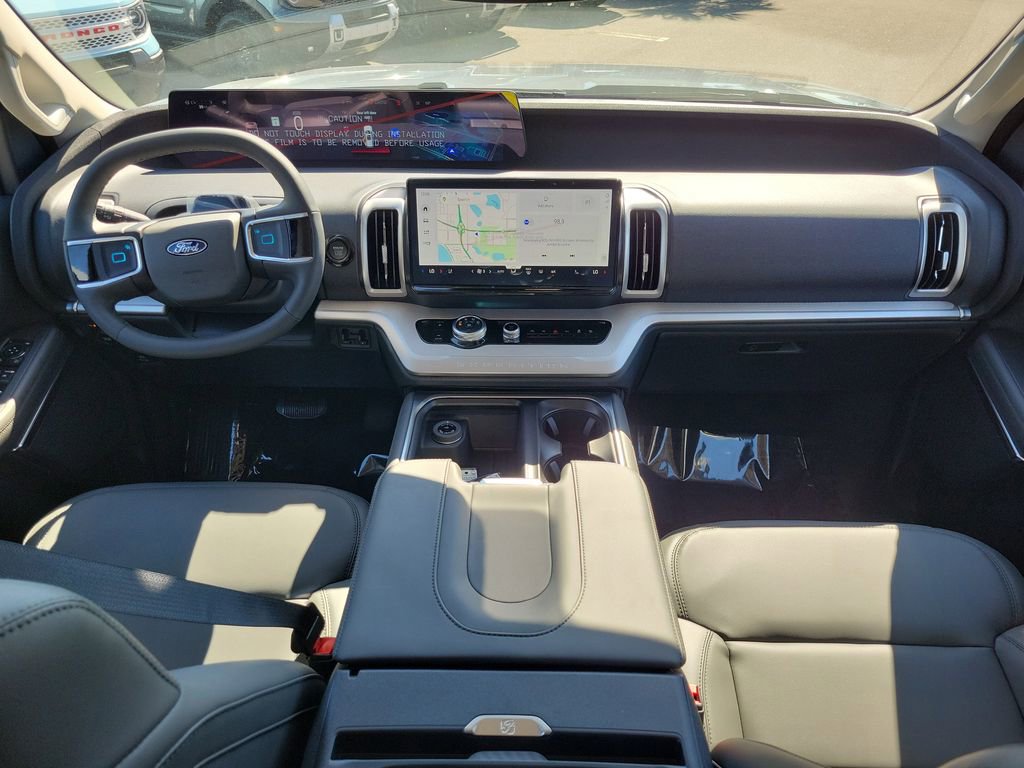 New 2026 Ford Expedition Active image 11